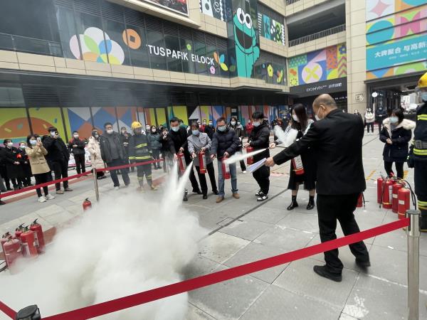 1668758120391522.jpg 【户外消防演练】增强防火意识,冬季消防演练圆满成功